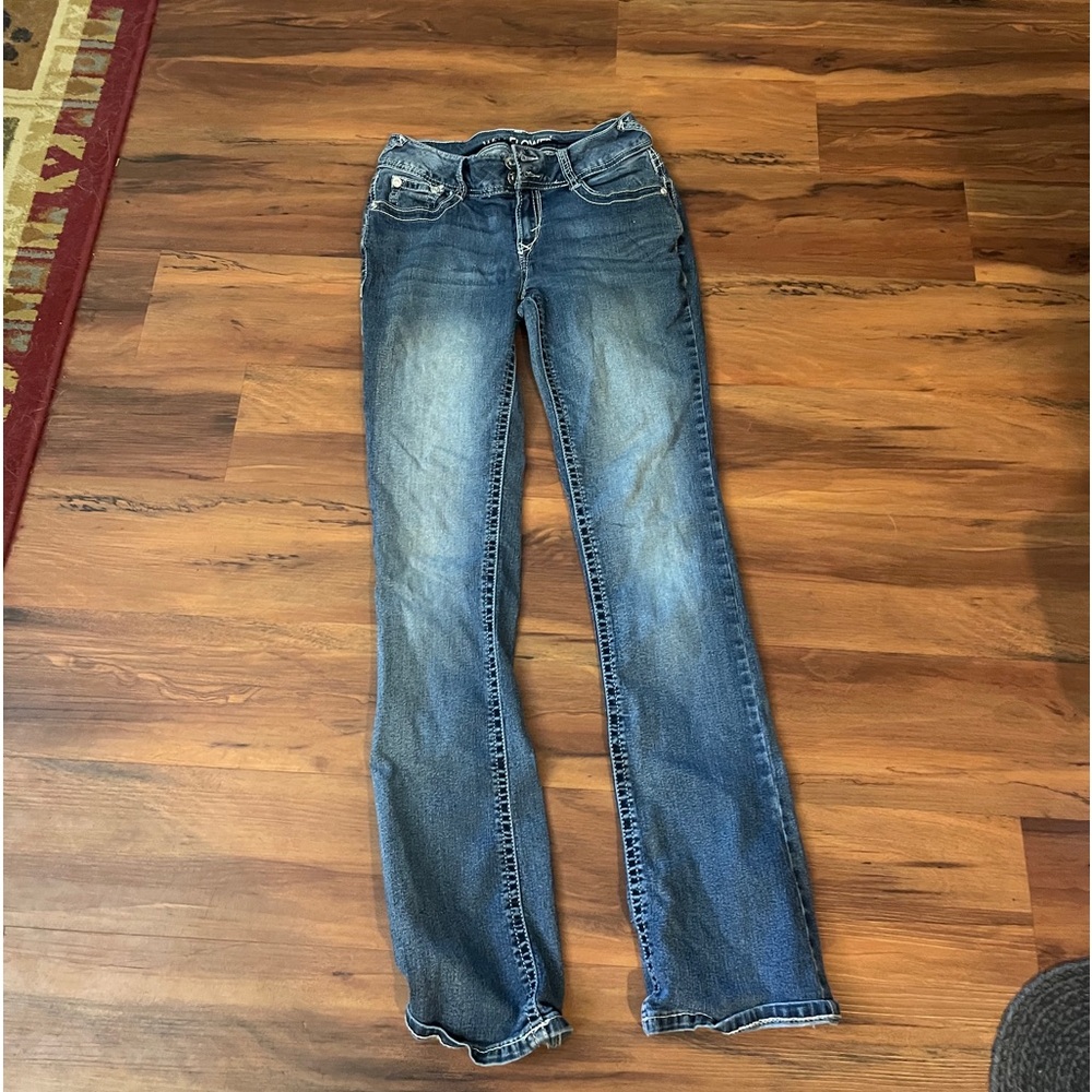 women’s wallflower bootcut jeans